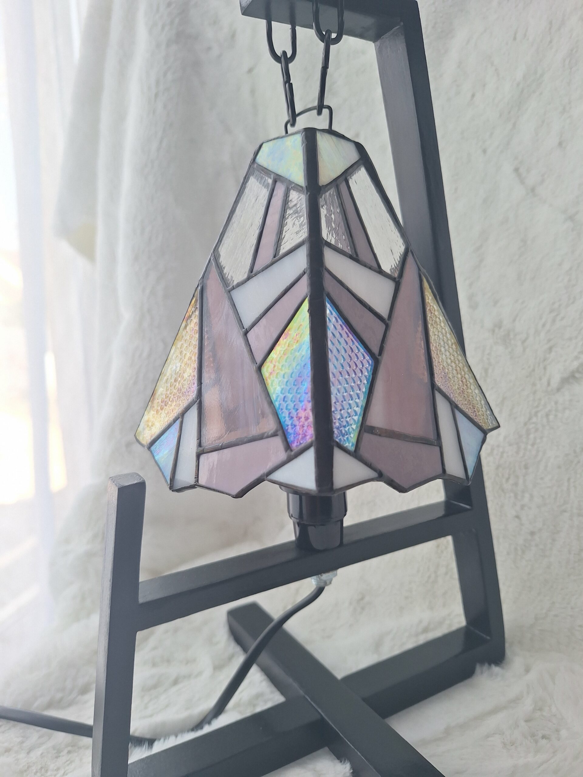 Lampe électrique rose