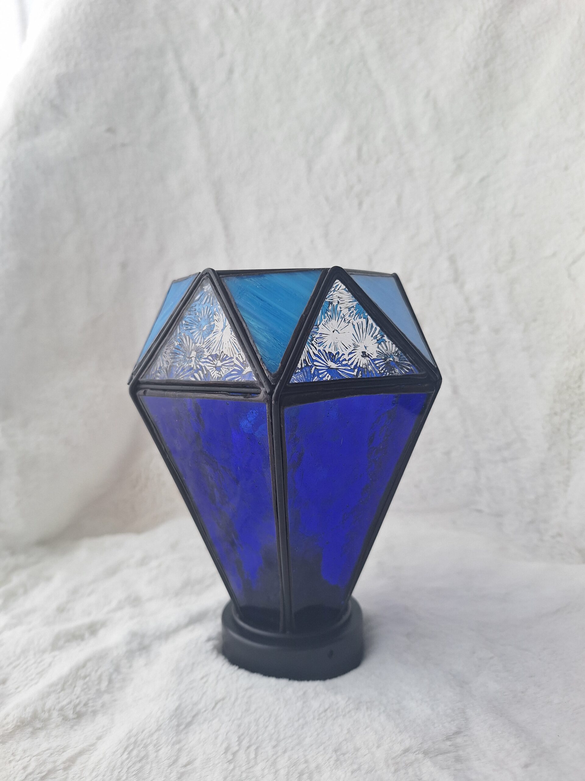 Petite lampe à piles bleue