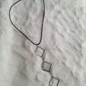 Collier trois carrés transparent