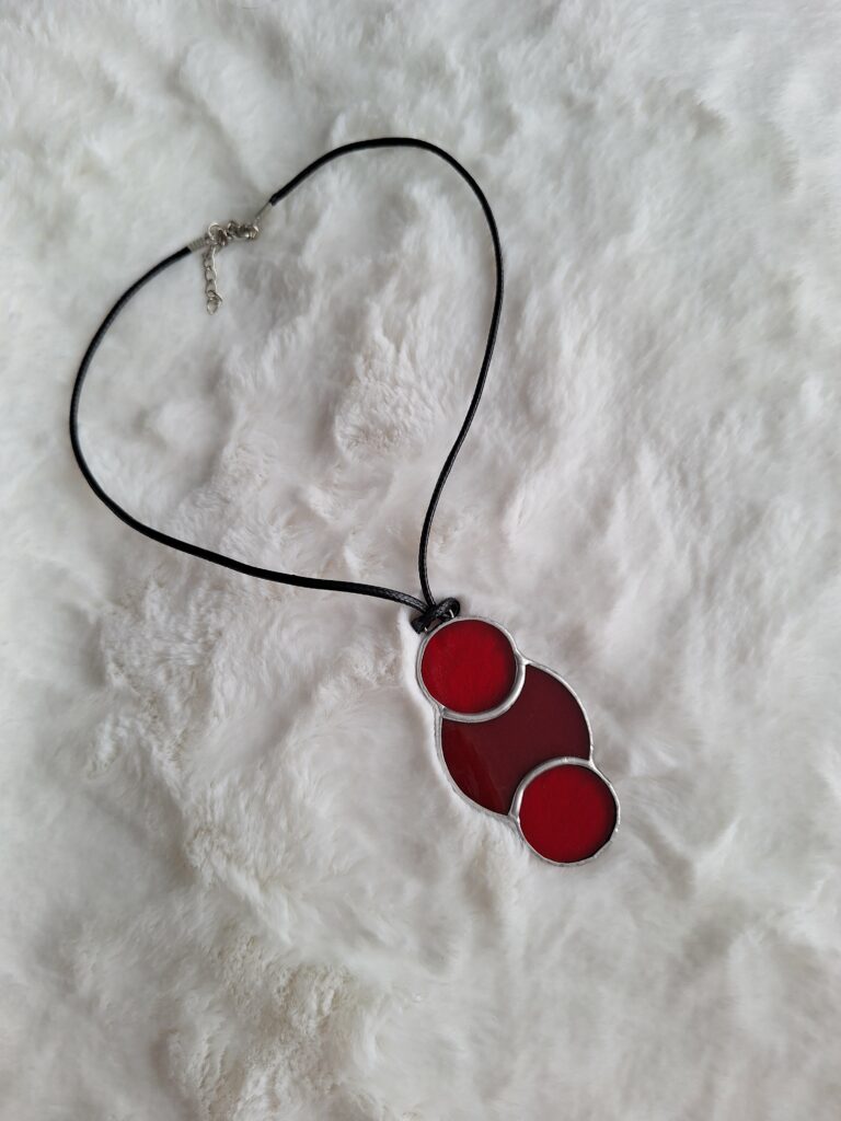 Collier rond rouge
