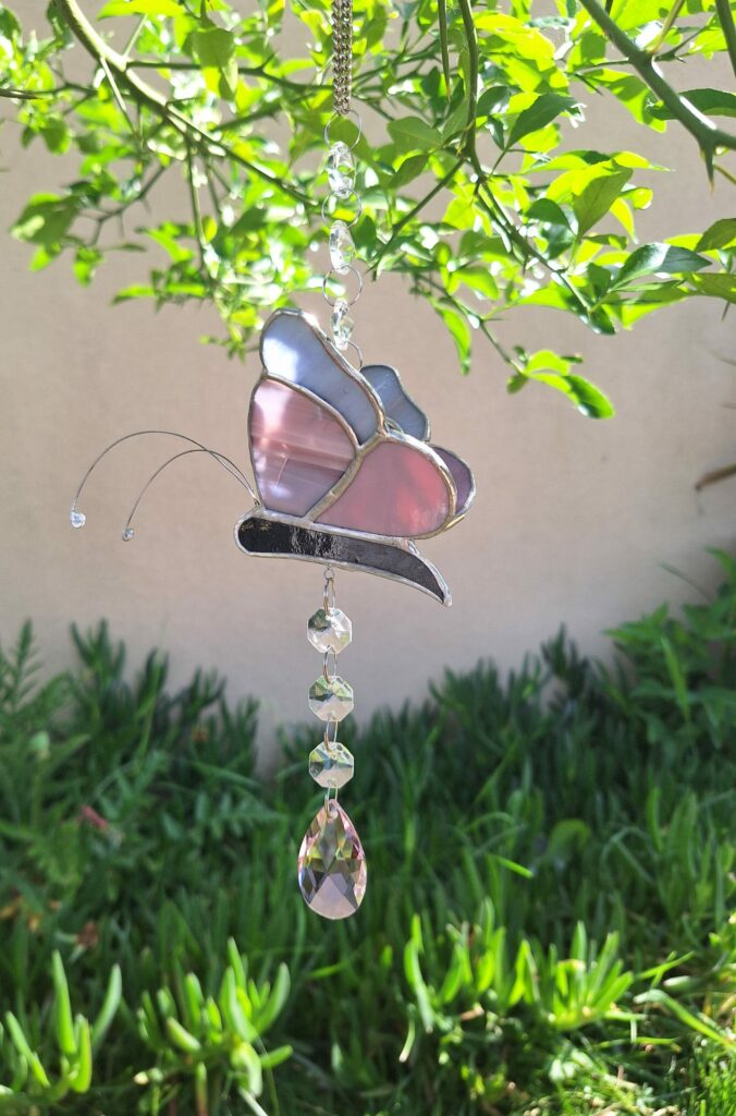 Papillon suspendu