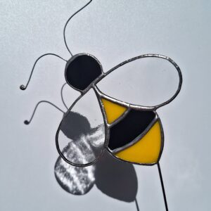 Abeille sur tige